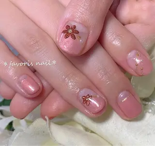 ネイル favoris nail🌼のネイルデザイン