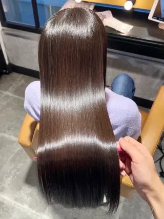 ロング londnaitre 乙川友杏のヘアスタイル