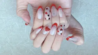 ロング チ まるこのネイルデザイン