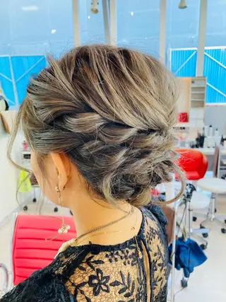 ミディアム ヘアアレンジ PazRood 山下のヘアスタイル