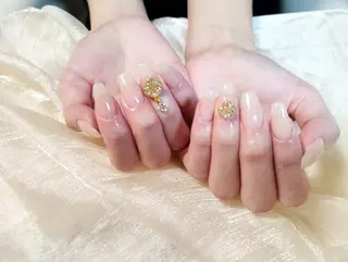 ネイル DI'A ネイルサロンのネイルデザイン