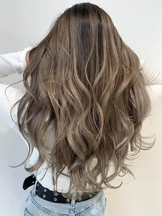 カラー セミロング 【公式】amble luxe 中野のヘアスタイル