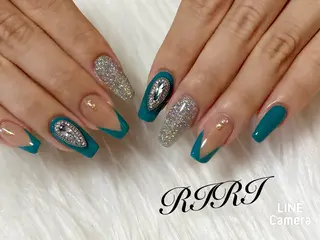 ネイル riri オーナーのネイルデザイン