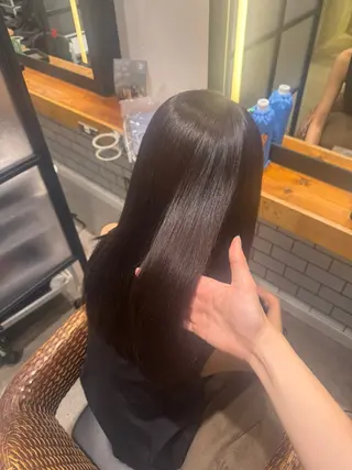 ロング 暖色カラー🤎Red Neo meiのヘアスタイル