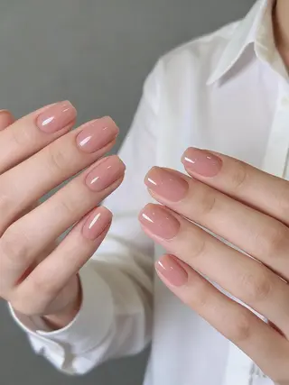 カラー カク レイシンのネイルデザイン