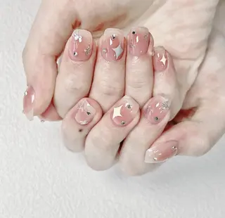 ネイル Queens みなみのネイルデザイン