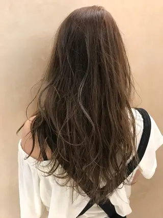 ロング カラー 乾かすだけで艶髪酸性 ストレート髙橋悠耶のヘアスタイル