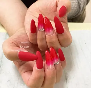 ネイル 石野 広佳のネイルデザイン