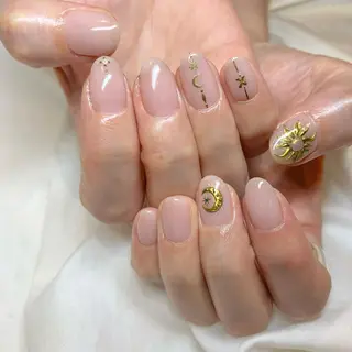 ネイル 藤原 胡桃のネイルデザイン