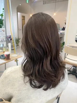 セミロング カラー Grand Link （グランリンク）のヘアスタイル