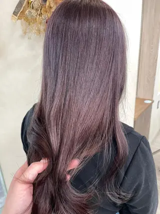 ロング カラー 立川 奈那子のヘアスタイル