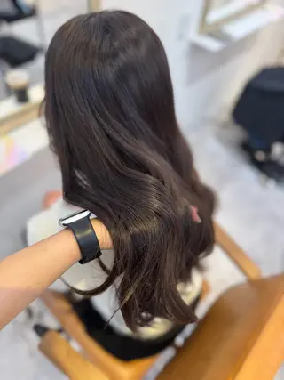 ロング カラー 赤み無し柔らかカラー 【梅田】madokaのヘアスタイル