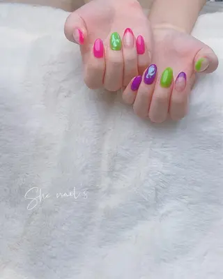 ネイル Blushオーナー Shiinaのネイルデザイン