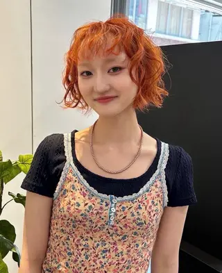 ショート カラー MIMI🌻໋᳝݊ 個性派カラー⑅ ⸝꙳のヘアスタイル