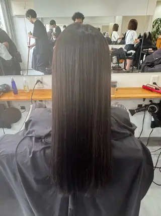 ロング 三原 賢二 【縮毛矯正】のヘアスタイル