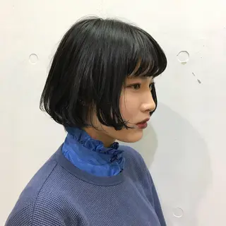 ショート カラー 和田出 美月のヘアスタイル
