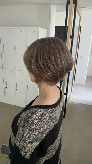 ショート カラー _YUCCA_ rikanaのヘアスタイル