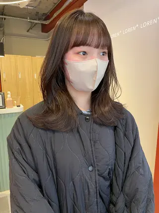 セミロング 透明感/レイヤー🎀 春カラー/エリコ🌈のヘアスタイル
