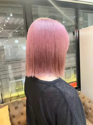 ショート カラー ハイトーンを育てる ブリーチカラー/牧原のヘアスタイル