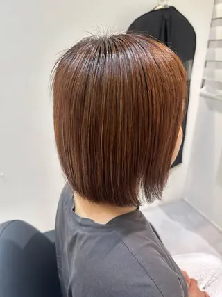 ショート Emuest心斎橋 SAKIのヘアスタイル