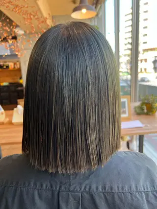 ミディアム カラー 両国駅徒歩1分⭐️ アイロン仕上げのヘアスタイル