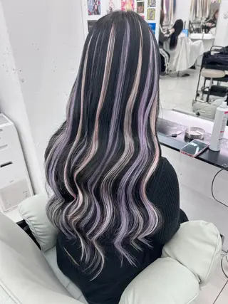 ロング 三尾 樺緒のヘアスタイル