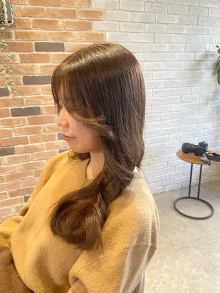 カラー 和田 真依のヘアスタイル