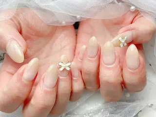 ネイル マジックミラー所属・マジック ミラーのネイルデザイン