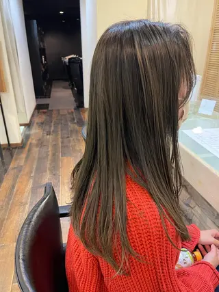 ロング カラー 梶原 真帆のヘアスタイル