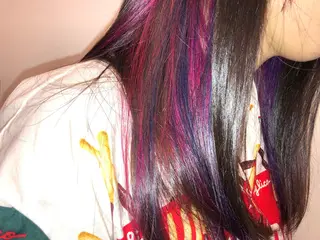 ミディアム カラー レイヤーカット🖤 SAYAのヘアスタイル