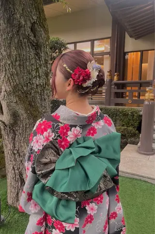 ヘアアレンジ 🦋ハイトーン×ア レンジ💫Leenaのヘアスタイル