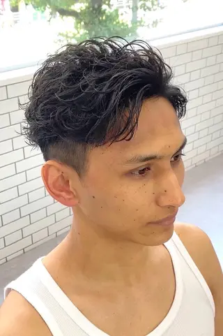 ショート パーマ 会社で浮かない ビジネスヘア/心斎橋のヘアスタイル