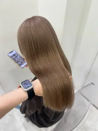 ロング カラー モテ髪ハイトーン🫧 serina🎀池袋のヘアスタイル