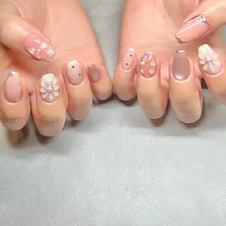 ネイル YUKO🩶 sofa立川のネイルデザイン