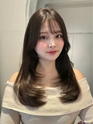 セミロング カラー 【韓国ヘア×透明感 カラー】笹谷 莉未のヘアスタイル