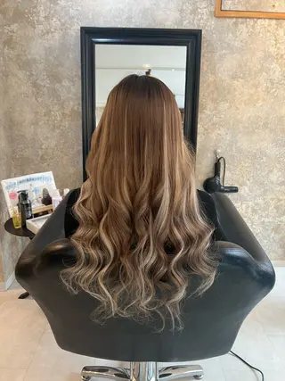 ロング Wakita Masakiのヘアスタイル