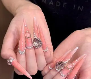 ネイル Pure&Rich Nailのネイルデザイン