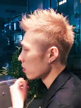 ショート メンズ 松山 真也のヘアスタイル