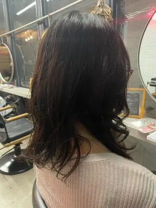 ミディアム パーマ やすだ しおりのエステ・リラクイメージ