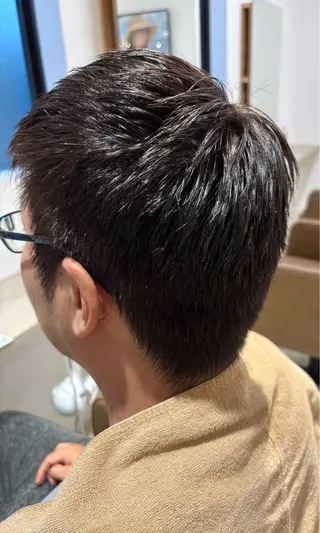 カラー メンズ ルプラボウ すぎやまみほのヘアスタイル