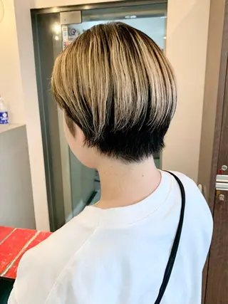 ショート カラー ショート/パーマ/ MIOのヘアスタイル