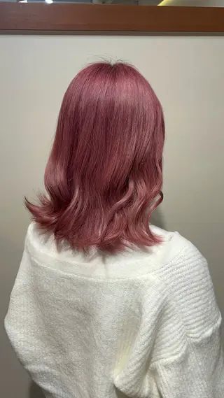 ミディアム カラー 💓シールエクステ ルミエールのヘアスタイル