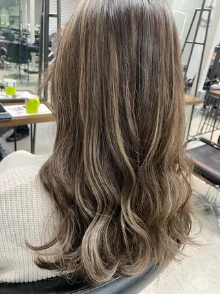 セミロング カラー 【ヌーベルバレ】 ゆきみのヘアスタイル