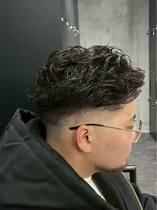 パーマ メンズ 牧山 湘海のヘアスタイル