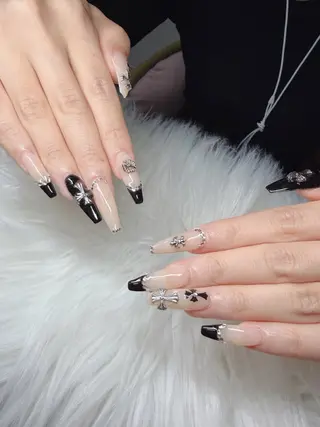 ネイル Lee Nailsのネイルデザイン