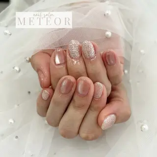 ネイル METEOR💫 staffのネイルデザイン