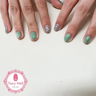 ネイル tiarynail K K🐼のネイルデザイン