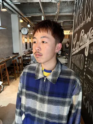 ショート カラー メンズ 俵 知広のヘアスタイル