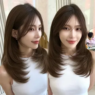 セミロング 似合わせレイヤー/ 透明感カラーのヘアスタイル