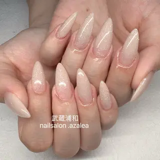 ネイル R inのネイルデザイン